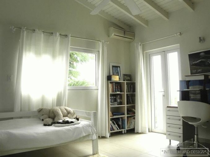 Hálószoba külön erkéllyel vagy loggiával - fénykép 1