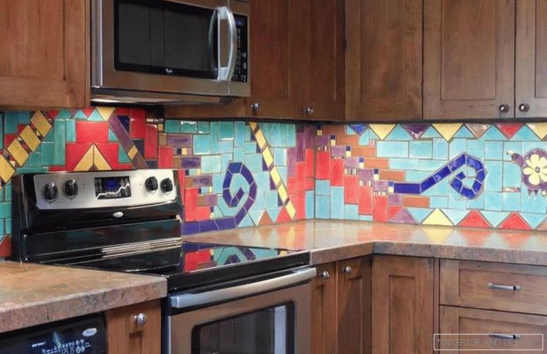 mozaik на кухне из кафеля 1