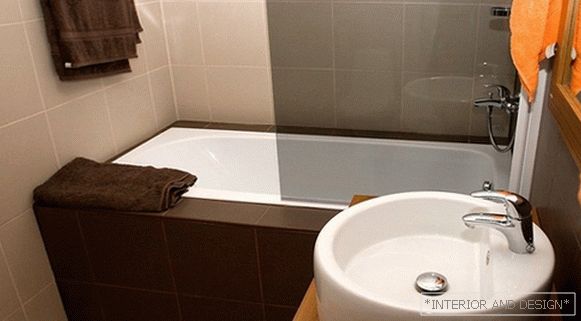Csempe egy fürdőszoba egy panel ház - 3