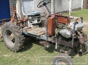 Az Oka-barkács-mini-traktor a termék egyik példája.